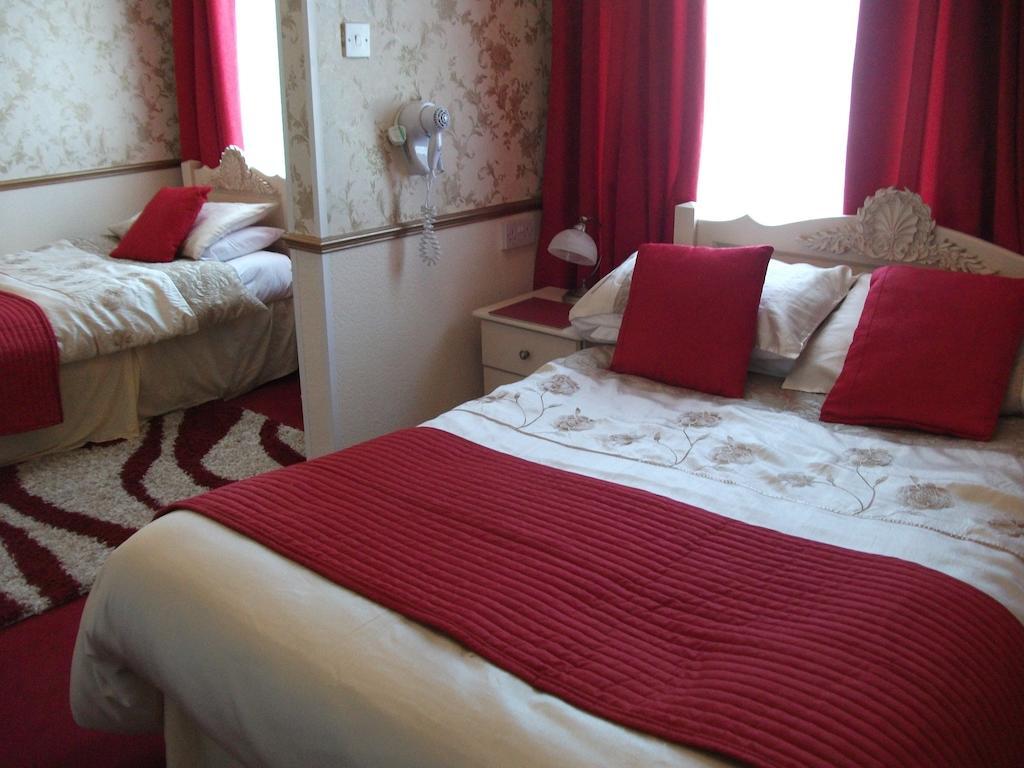 The Brema Hotel Blackpool Room photo